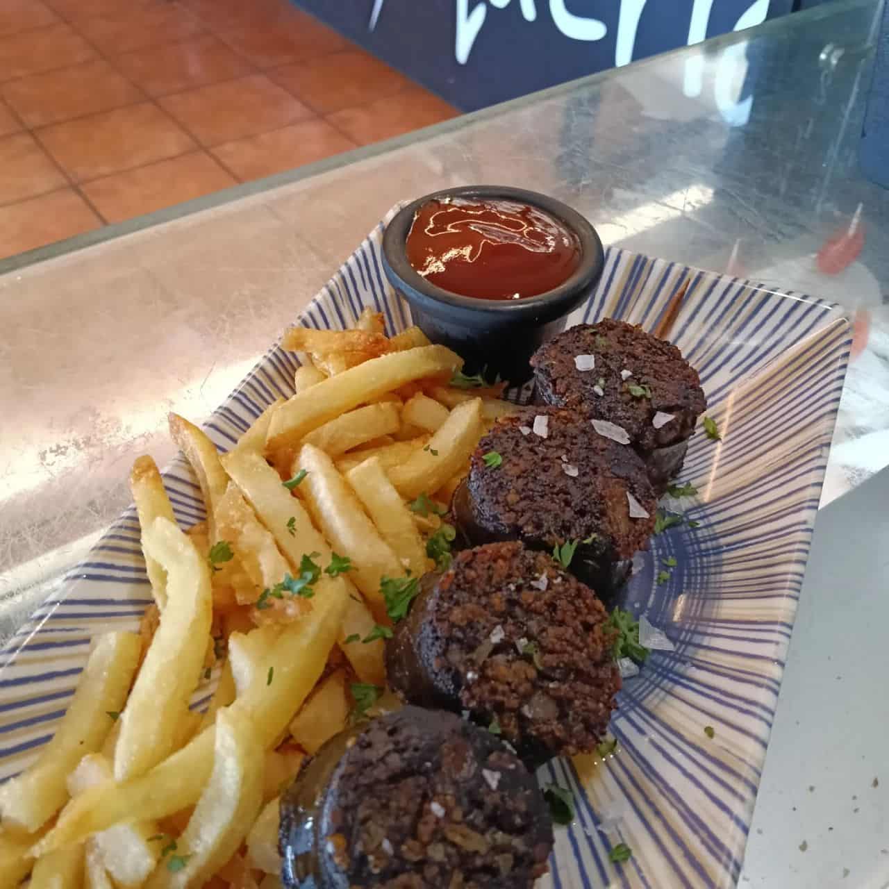 Artisan blood sausage with potatoes